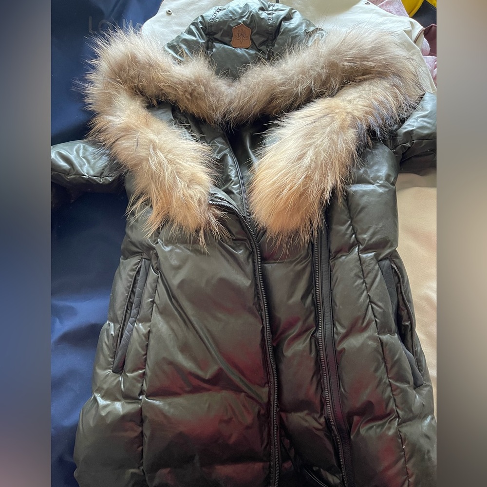 Mackage winter coat . Olive Color . Size xs